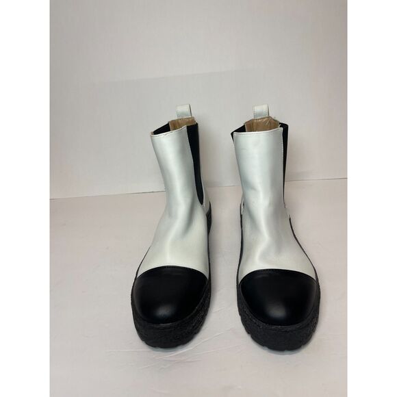 JOURNEE Women's Tru Comfort Foam Jenie Bootie In White size 8.5 - Picture 3 of 11